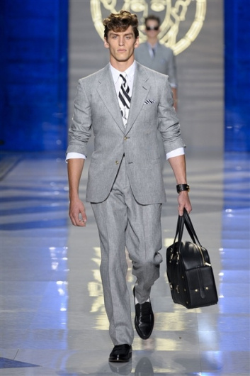 Fotoservizio/SS 2012/MEN/VERSACE/D1/1