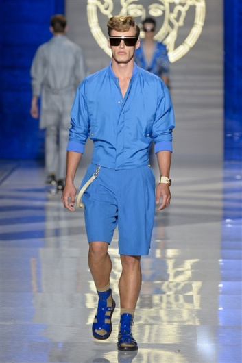 Fotoservizio/SS 2012/MEN/VERSACE/D1/5