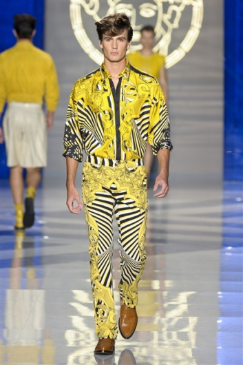 Fotoservizio/SS 2012/MEN/VERSACE/D1/17