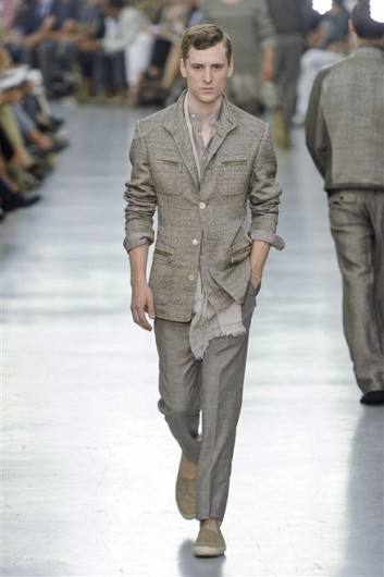 Fotoservizio/SS 2013/MEN/CORNELIANI/D1/3