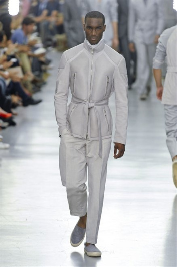 Fotoservizio/SS 2013/MEN/CORNELIANI/D1/18