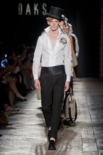 Fotoservizio/SS 2013/MEN/DAKS/D1/43