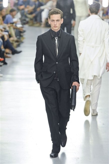 Fotoservizio/SS 2013/MEN/CORNELIANI/D1/35