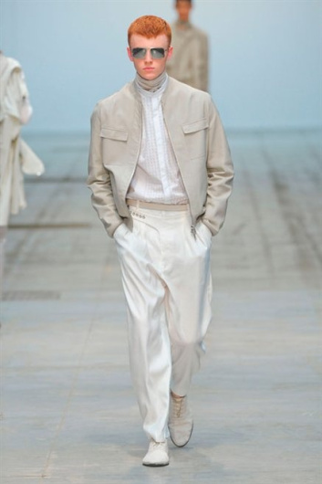 Fotoservizio/SS 2013/MEN/COSTUME NATIONAL HOMME/D1/3
