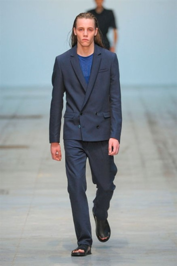 Fotoservizio/SS 2013/MEN/COSTUME NATIONAL HOMME/D1/21