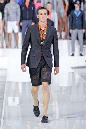 Fotoservizio/SS 2013/MEN/DIRK BIKKEMBERGS/D1/37
