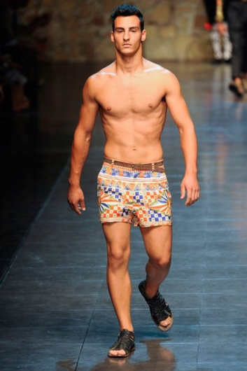 Fotoservizio/SS 2013/MEN/DOLCE & GABBANA/D1/2