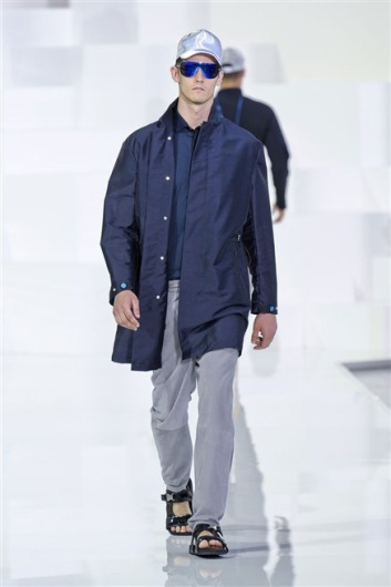 Fotoservizio/SS 2013/MEN/DIRK BIKKEMBERGS/D1/2