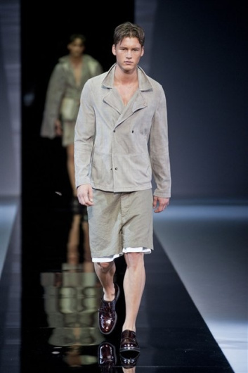 Fotoservizio/SS 2013/MEN/EMPORIO ARMANI/D1/2
