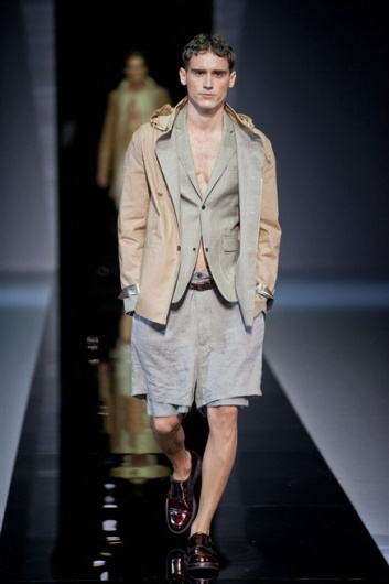 Fotoservizio/SS 2013/MEN/EMPORIO ARMANI/D1/4