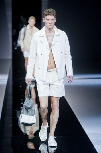 Fotoservizio/SS 2013/MEN/EMPORIO ARMANI/D1/16