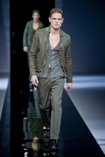 Fotoservizio/SS 2013/MEN/EMPORIO ARMANI/D1/25
