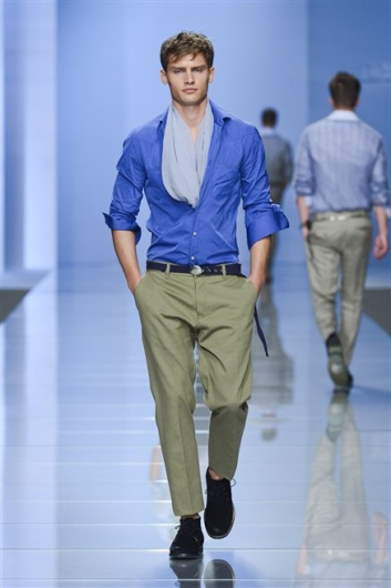Fotoservizio/SS 2013/MEN/ERMANNO SCERVINO/D1/6