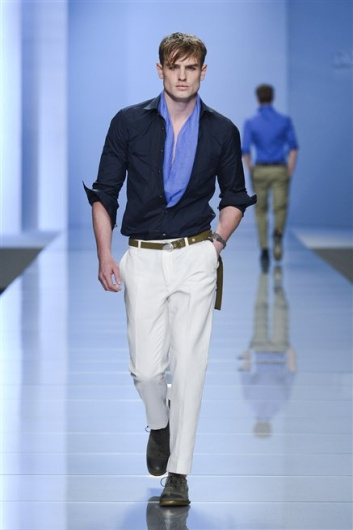Fotoservizio/SS 2013/MEN/ERMANNO SCERVINO/D1/8