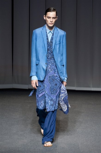 Fotoservizio/SS 2013/MEN/ETRO/D1/2