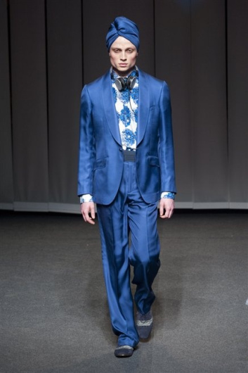 Fotoservizio/SS 2013/MEN/ETRO/D1/3