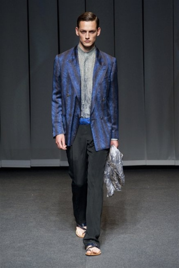 Fotoservizio/SS 2013/MEN/ETRO/D1/4