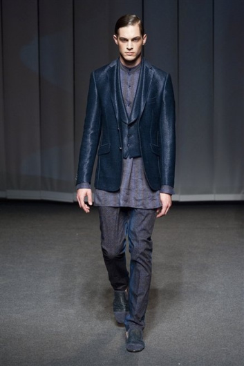 Fotoservizio/SS 2013/MEN/ETRO/D1/7