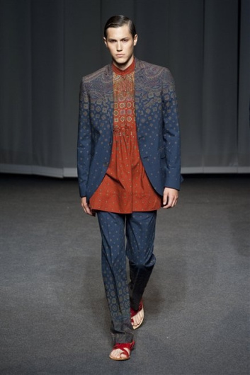 Fotoservizio/SS 2013/MEN/ETRO/D1/10