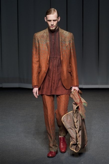 Fotoservizio/SS 2013/MEN/ETRO/D1/11