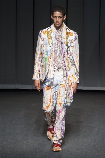 Fotoservizio/SS 2013/MEN/ETRO/D1/26
