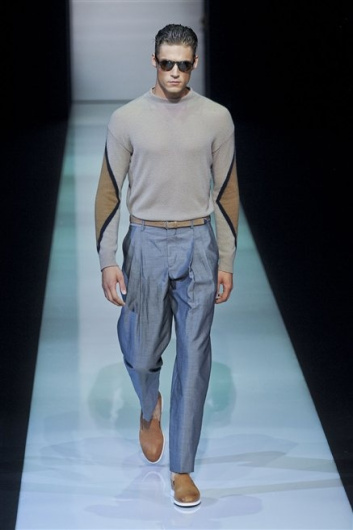 Fotoservizio/SS 2013/MEN/GIORGIO ARMANI/D1/4