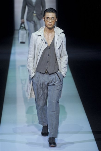 Fotoservizio/SS 2013/MEN/GIORGIO ARMANI/D1/10