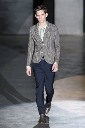 Fotoservizio/SS 2013/MEN/ICEBERG/D1/35
