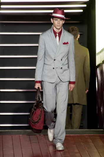 Fotoservizio/SS 2013/MEN/JOHN VARVATOS/D1/15