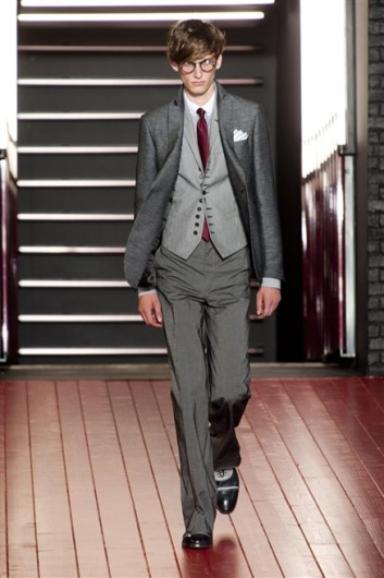 Fotoservizio/SS 2013/MEN/JOHN VARVATOS/D1/16