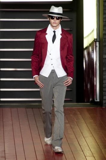 Fotoservizio/SS 2013/MEN/JOHN VARVATOS/D1/25