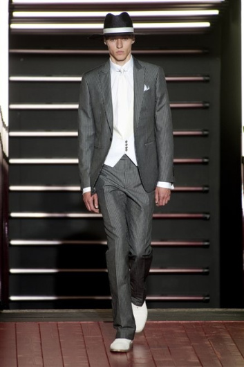 Fotoservizio/SS 2013/MEN/JOHN VARVATOS/D1/27
