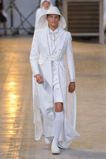 Fotoservizio/SS 2013/MEN/MONCLER GAMME BLEU/D1/2