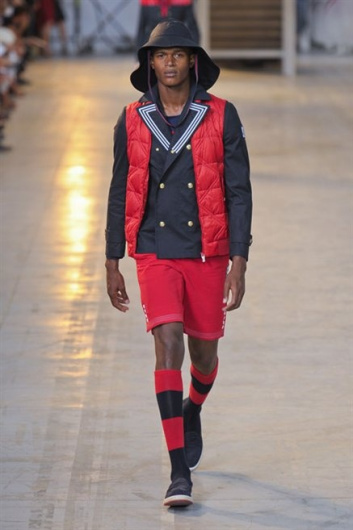 Fotoservizio/SS 2013/MEN/MONCLER GAMME BLEU/D1/17