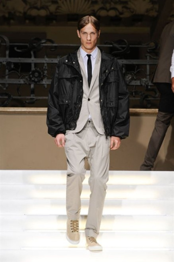 Fotoservizio/SS 2013/MEN/LES HOMMES/D1/10