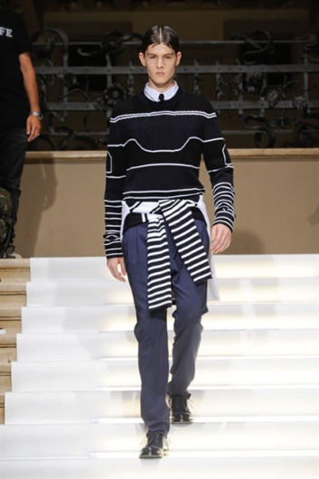 Fotoservizio/SS 2013/MEN/LES HOMMES/D1/17