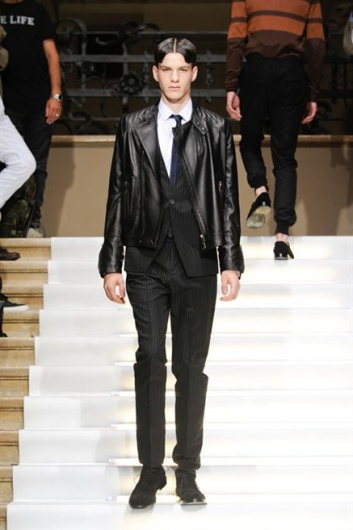 Fotoservizio/SS 2013/MEN/LES HOMMES/D1/25
