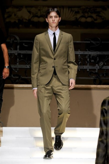 Fotoservizio/SS 2013/MEN/LES HOMMES/D1/32