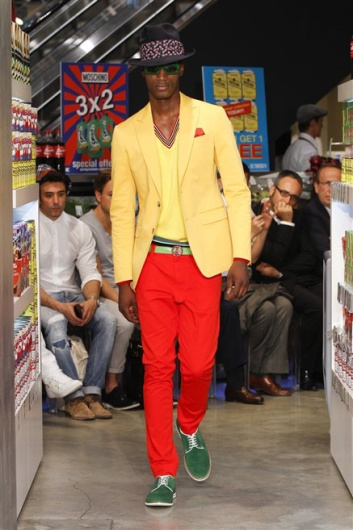 Fotoservizio/SS 2013/MEN/MOSCHINO/D1/22