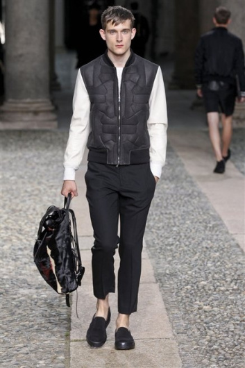 Fotoservizio/SS 2013/MEN/NEIL BARRETT/D1/33