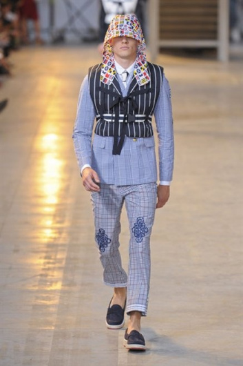Fotoservizio/SS 2013/MEN/MONCLER GAMME BLEU/D1/24