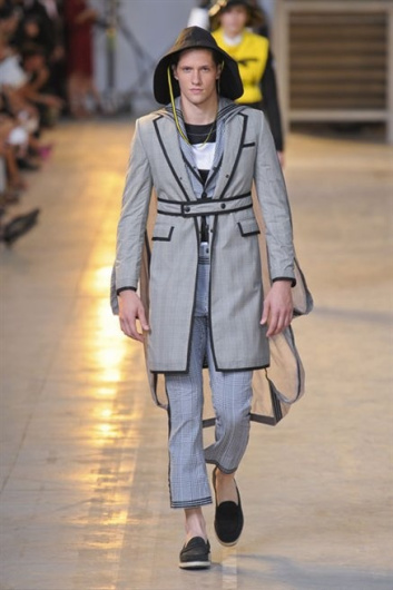 Fotoservizio/SS 2013/MEN/MONCLER GAMME BLEU/D1/35