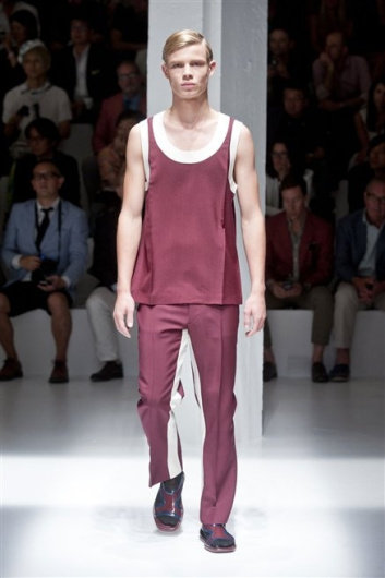 Fotoservizio/SS 2013/MEN/PRADA/D1/6
