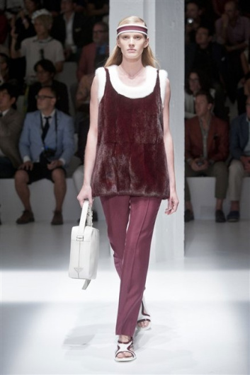 Fotoservizio/SS 2013/MEN/PRADA/D1/7