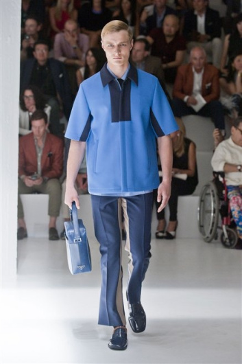 Fotoservizio/SS 2013/MEN/PRADA/D1/9