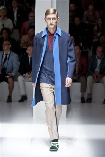 Fotoservizio/SS 2013/MEN/PRADA/D1/10