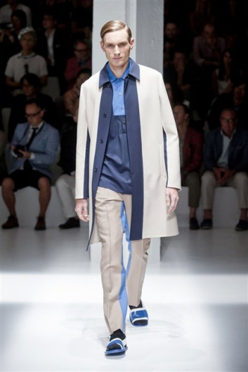 Fotoservizio/SS 2013/MEN/PRADA/D1/13