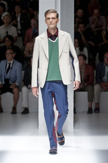 Fotoservizio/SS 2013/MEN/PRADA/D1/18