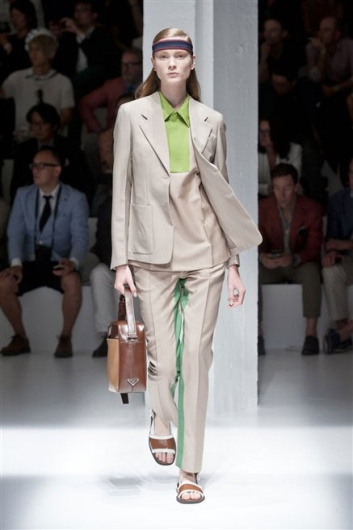 Fotoservizio/SS 2013/MEN/PRADA/D1/25