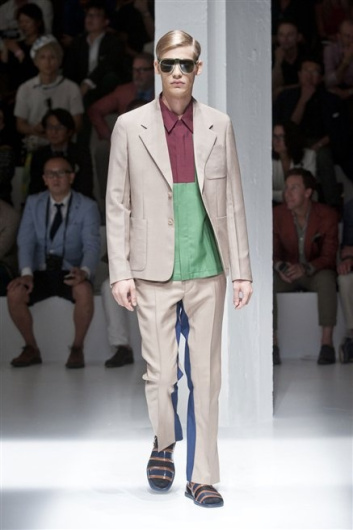 Fotoservizio/SS 2013/MEN/PRADA/D1/26